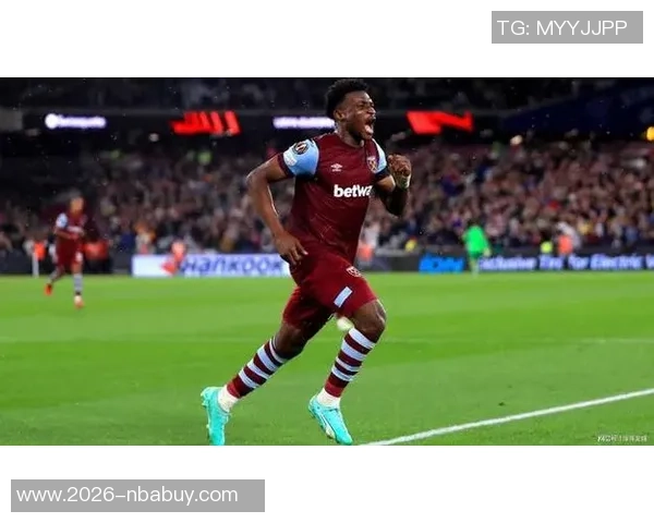 弗兰克称赞维尔茨与哈维西蒙斯同样出色适应新联赛是关键挑战