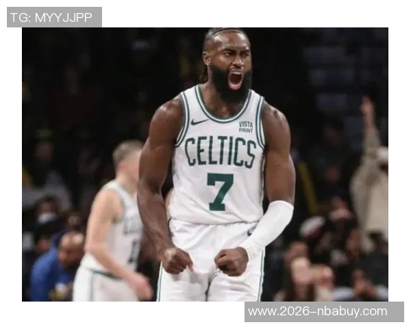 杰伦布朗表现出色17投8中斩获20分外加8篮板5助攻4抢断三分球命中率待提升